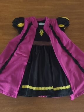 Only Little Once Girls Frozen Anna Twirl Dress With Removable Cape Size 7 GUC